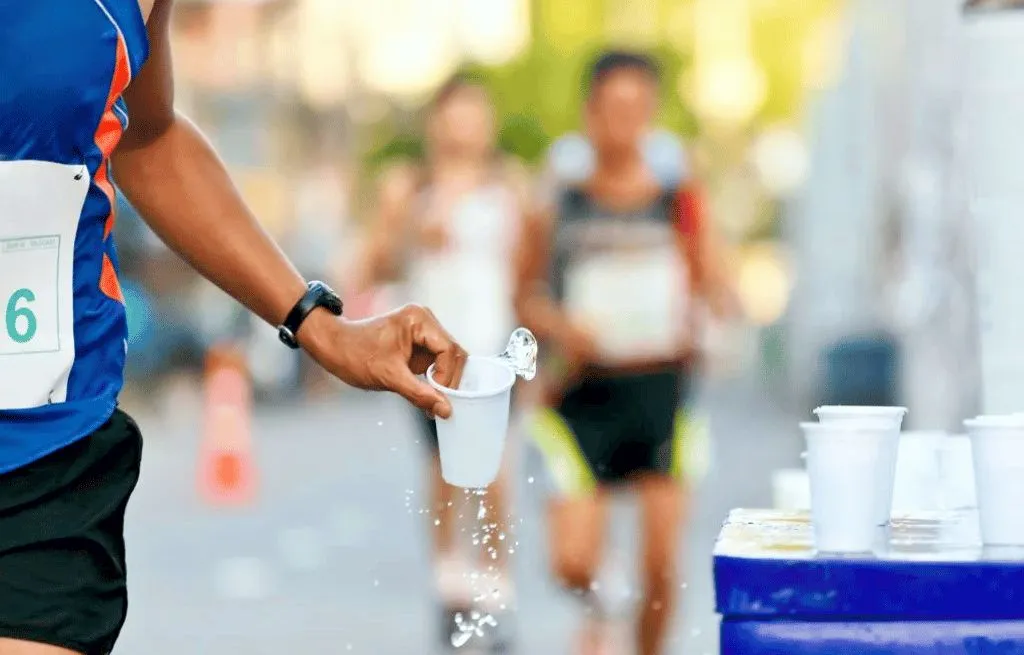 La hidratación en el running como parte de la estrategia nutricional