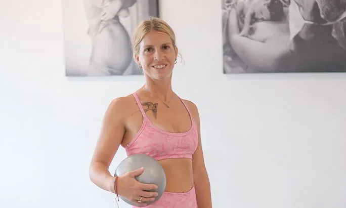 Mariel Scheggia trabaja musculatura profunda y el suelo pélvico